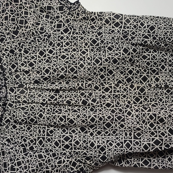 BCBGMAXAZRIA Pattern Black/ Cream Mod Diamond Square Peasant Top Size XXS - Picture 11 of 15